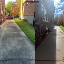 Expert-Concrete-Cleaning-and-Driveway-Washing-in-University-City-Missouri 1